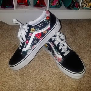 EUC Floral Old Skool Vans
